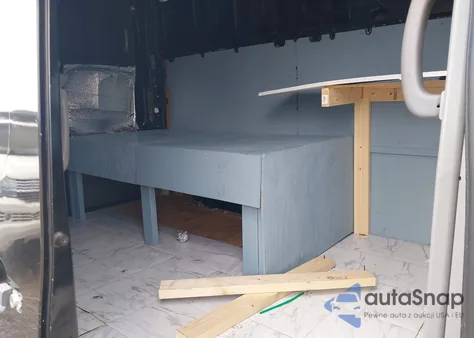 2017 Nissan Nv Cargo Nv3500 Hd Sv V8 z USA, uszkodzony, nr VIN 1N6AF0LY7HN804070